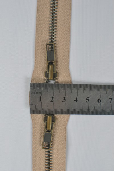 ZIP087 2號拉鏈  青古銅密尾拉鏈  單頭金屬拉鏈  不設單獨拉鍊訂購  側面照